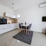 Biserka 3129 3* Palit