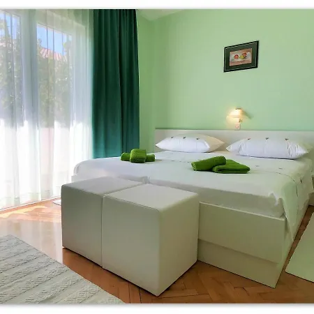 Biserka 3129 بيت ضيافة Palit